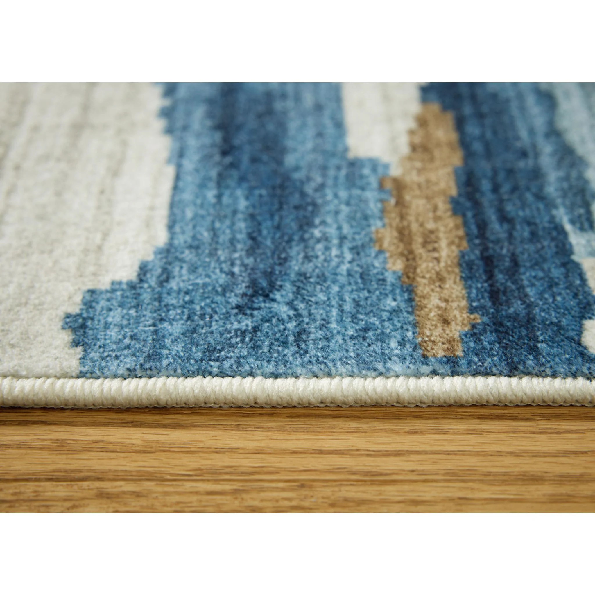 Vinlett Area Rug - Image 4
