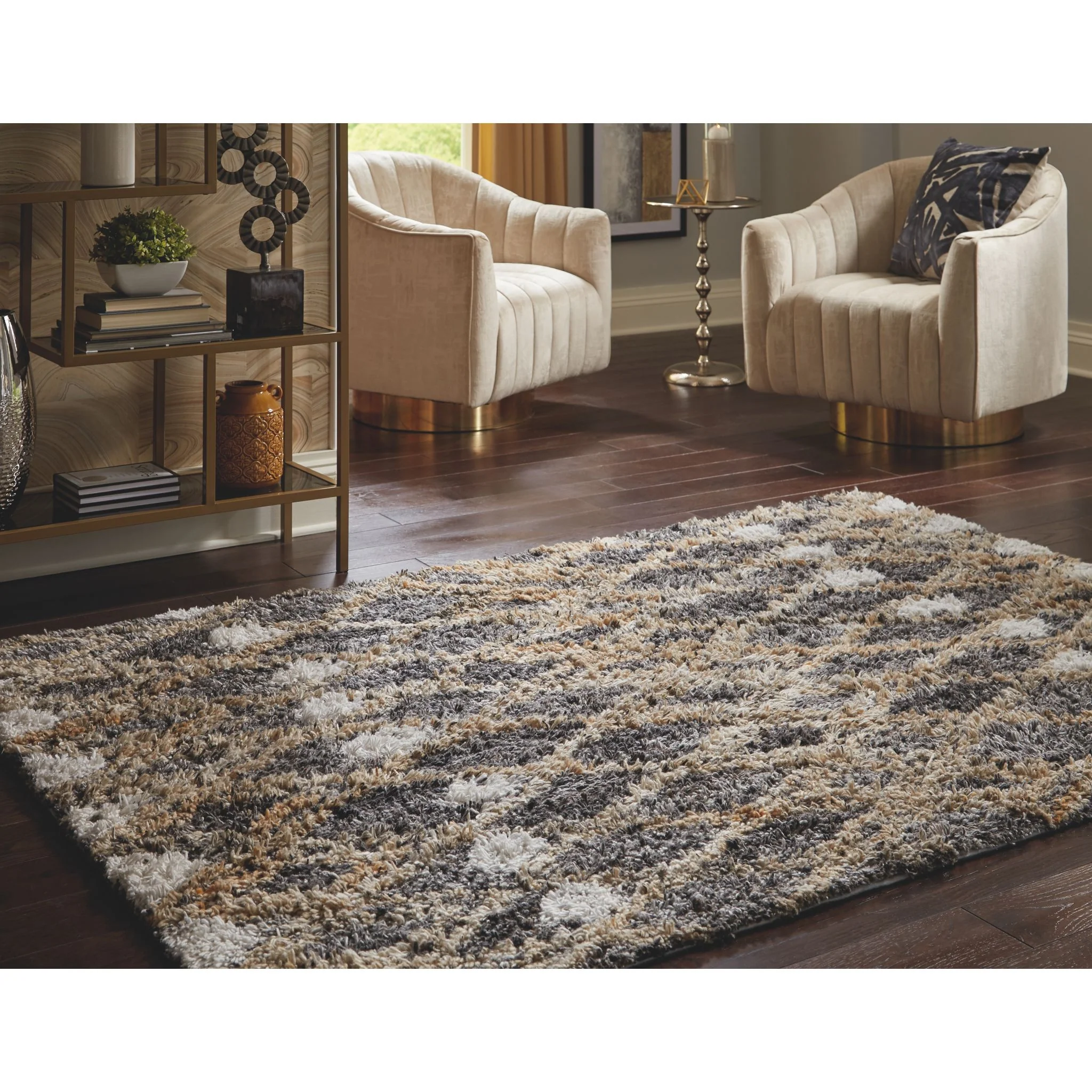Vinmore Area Rug - 5'x7' - Image 2