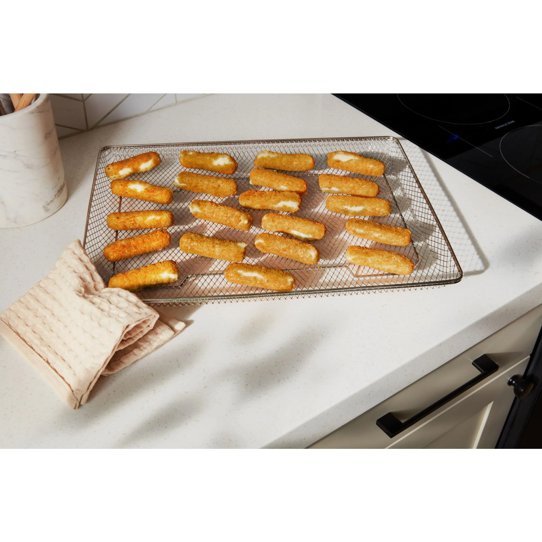 Whirlpool 30-Inch Smart Electric Range with Air Cooking, WipeClean Coating & Steam/Self Clean - Fingerprint Resistant Stainless Steel (YWFES7530RZ) - Image 13