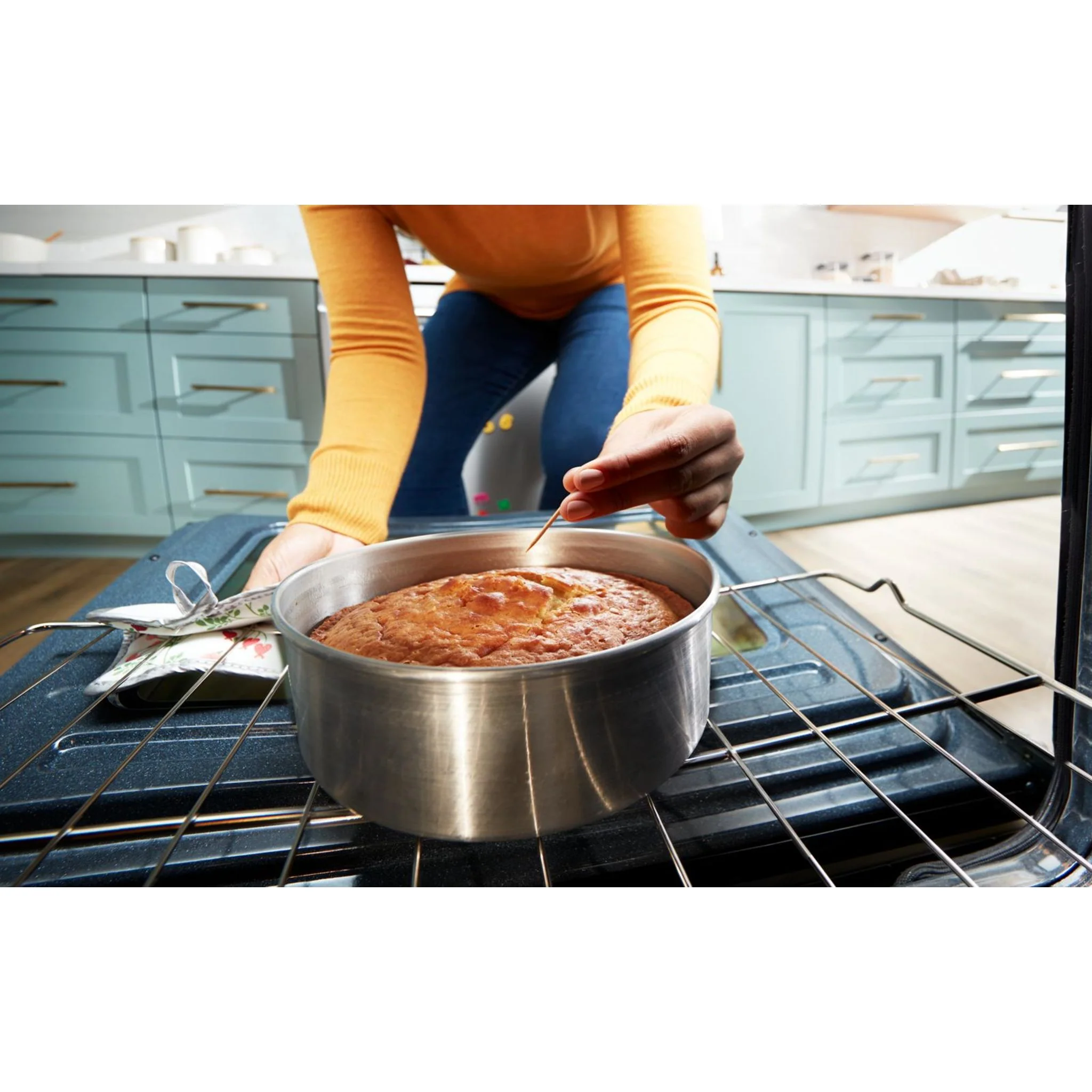 Whirlpool 30-inch Electric Range with Steam Clean -Fingerprint Resistant Stainless Steel (YWFES3330RZ) - Image 12