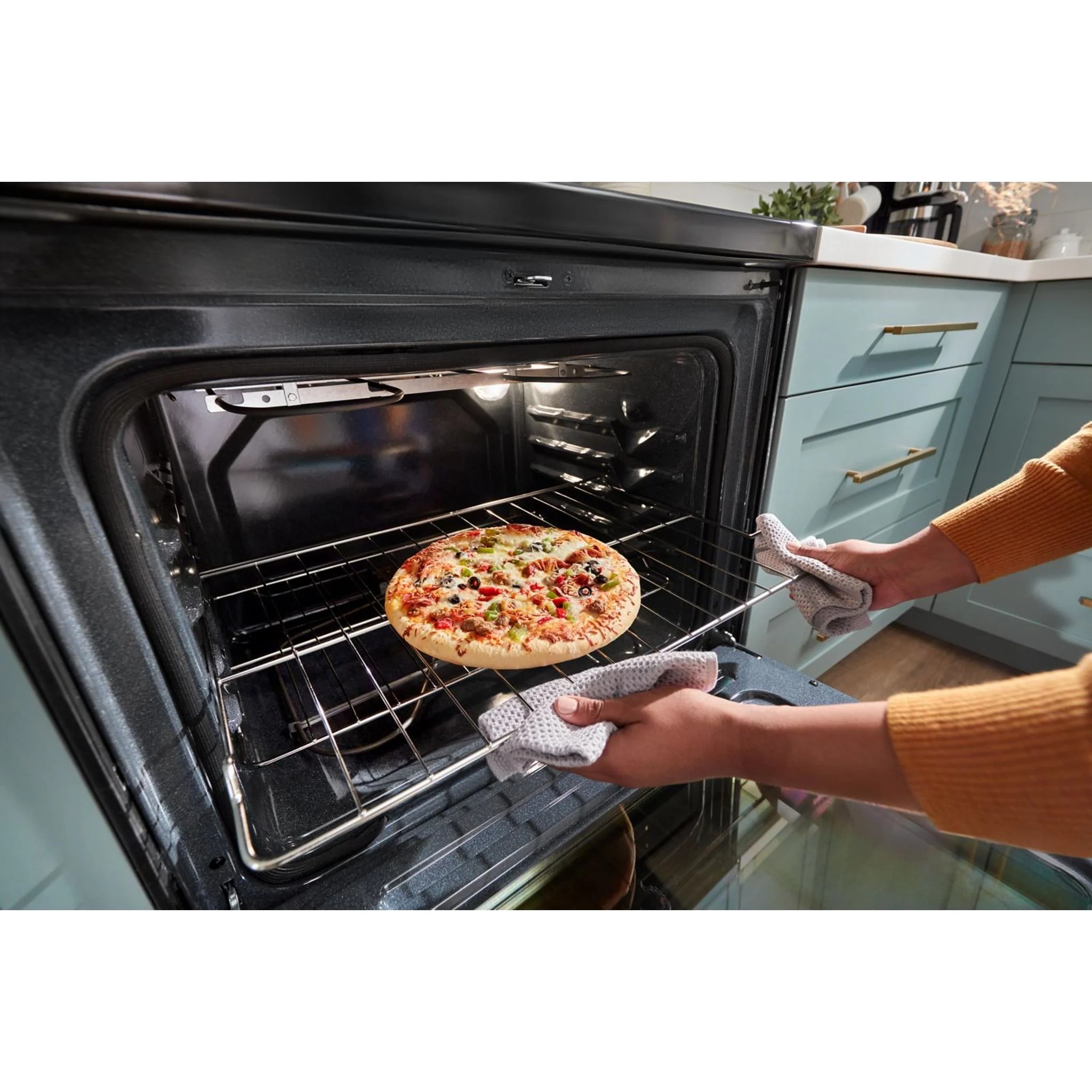 Whirlpool 30-inch Electric Range with 4 Elements -White (YWFES3530RW) - Image 10