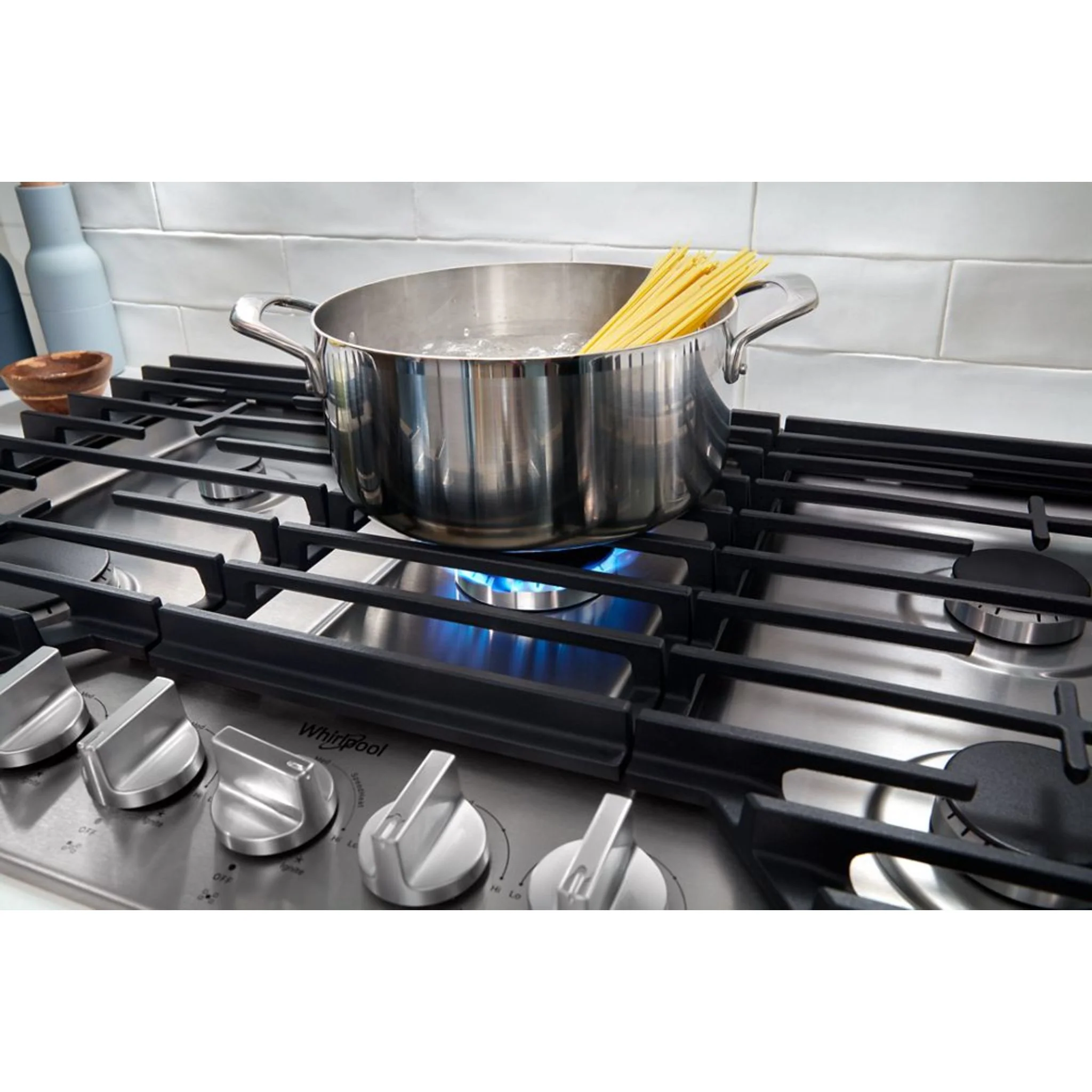Whirlpool 36-inch Gas Cooktop with 2-in-1 Hinged Grate to Griddle -Stainless Steel (WCGK7536PS) - Image 4