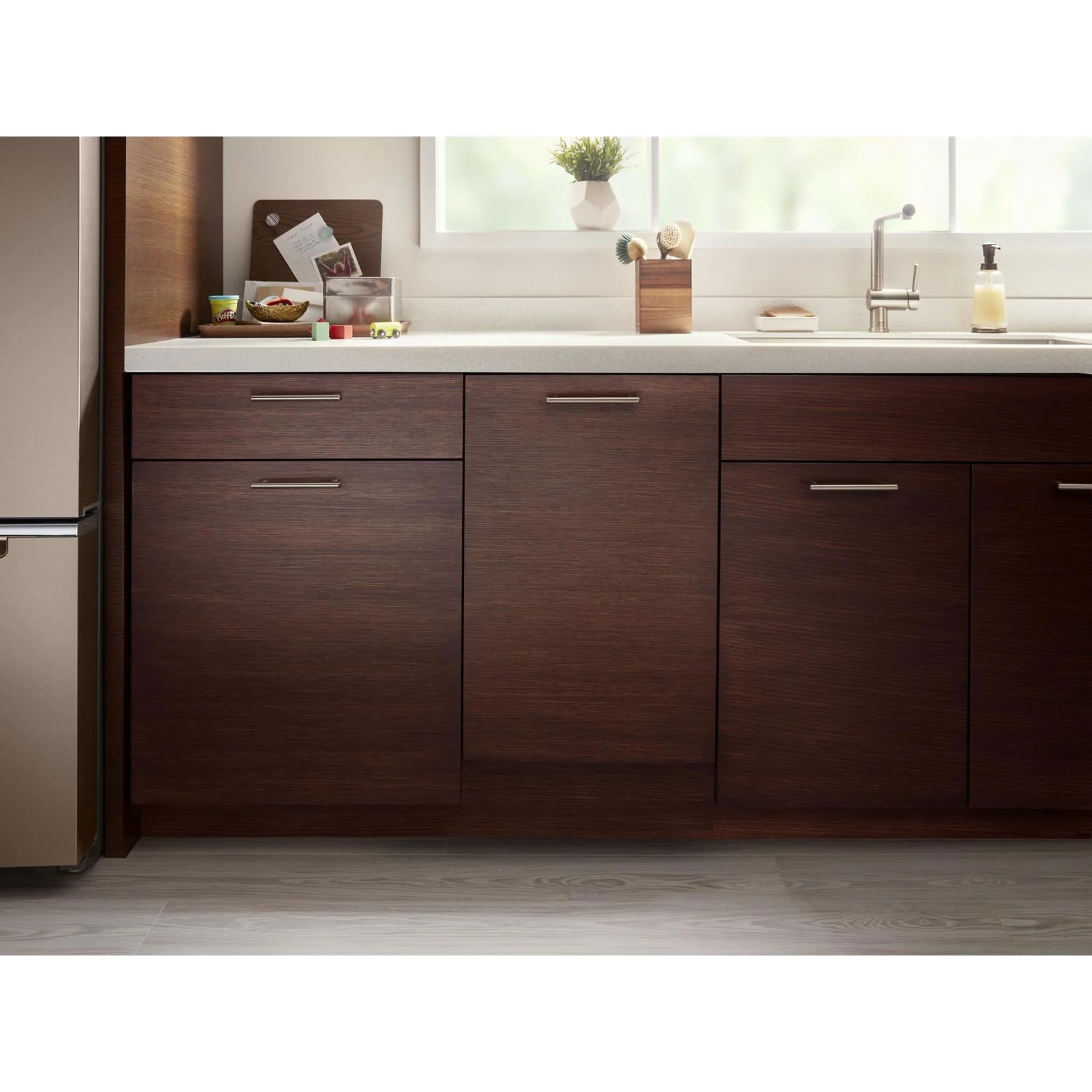 Whirlpool Panel-Ready Quiet Dishwasher with Stainless Steel Tub (UDT555SAHP) - Image 10