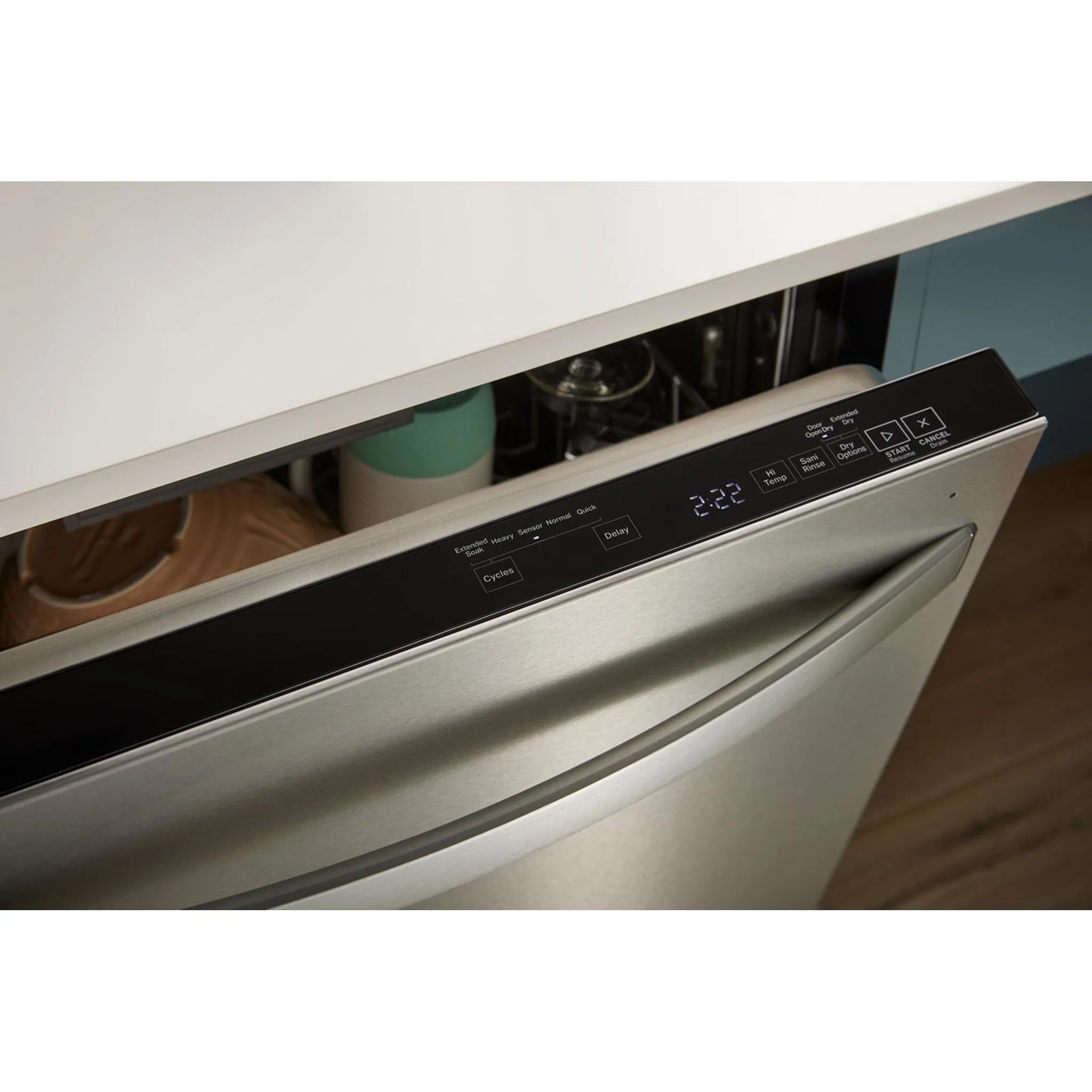Whirlpool 44 dBA Dishwasher Accessible Flush with Cabinets with 3rd Rack -Stainless Steel (WDT550SAPZ) - Image 13