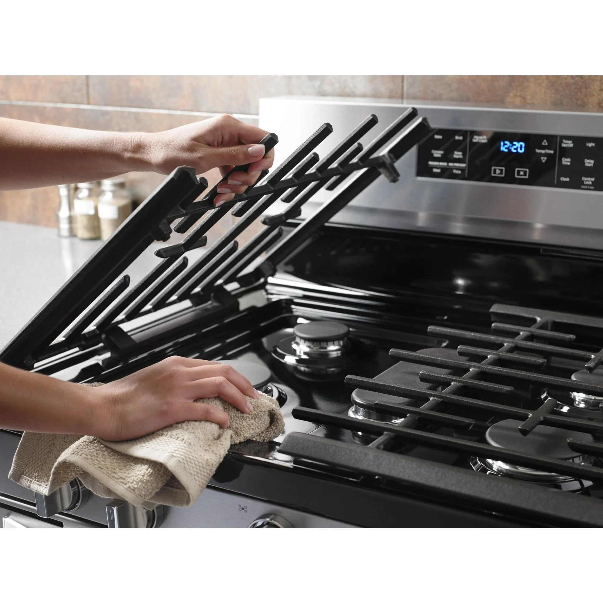 Whirlpool 5.8 cu. ft. Freestanding Gas Range with Frozen Bake Technology (WFG775H0HZ) - Image 28