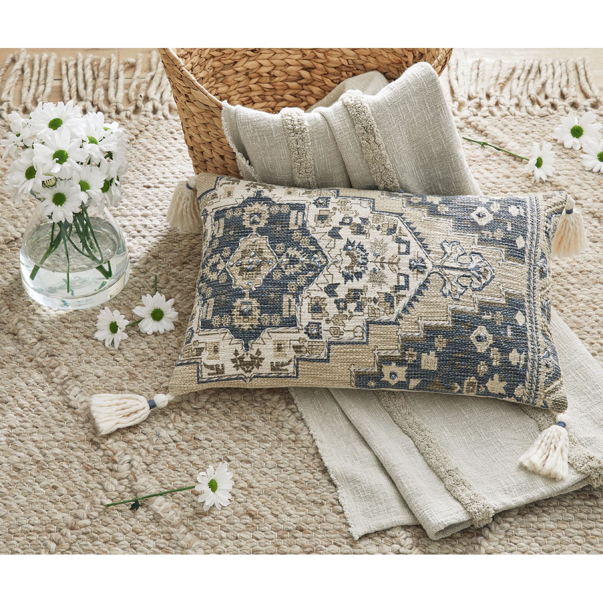 Winbury Accent Pillow 22.00" - Image 5