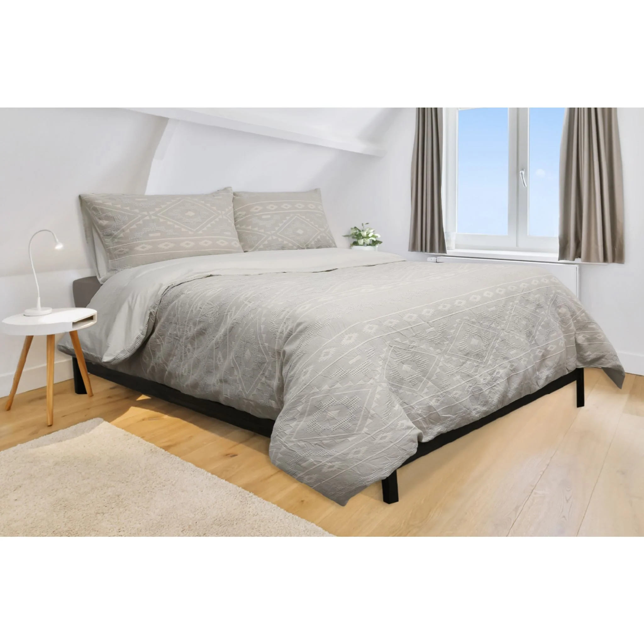 Woodrow 3 Piece Duvet Set - King - Image 8