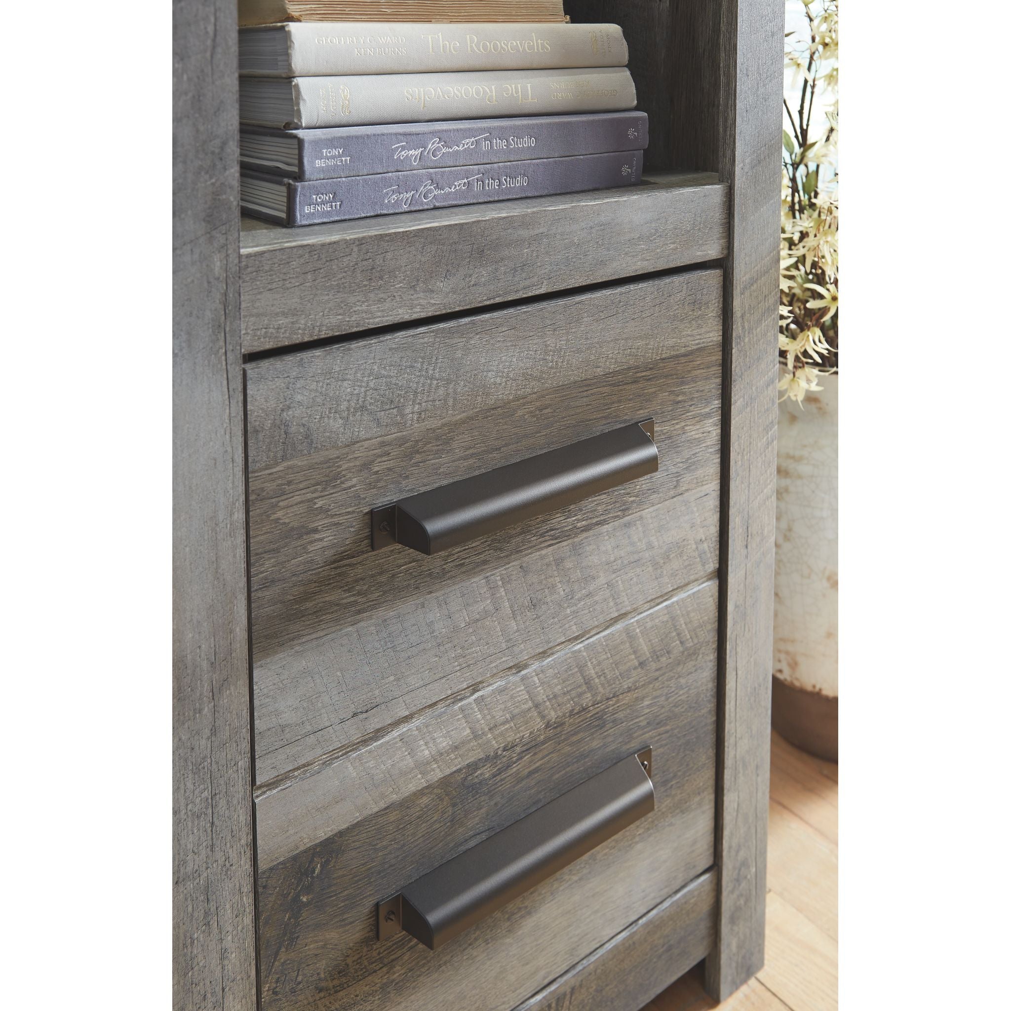 Wynnlow Entertainment Unit with Fireplace - Gray - Image 5