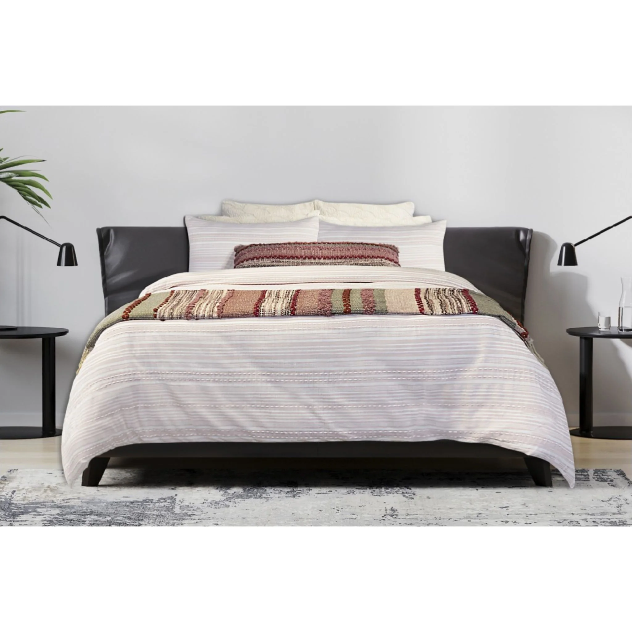 Yura 3 Piece Duvet Set - Image 2