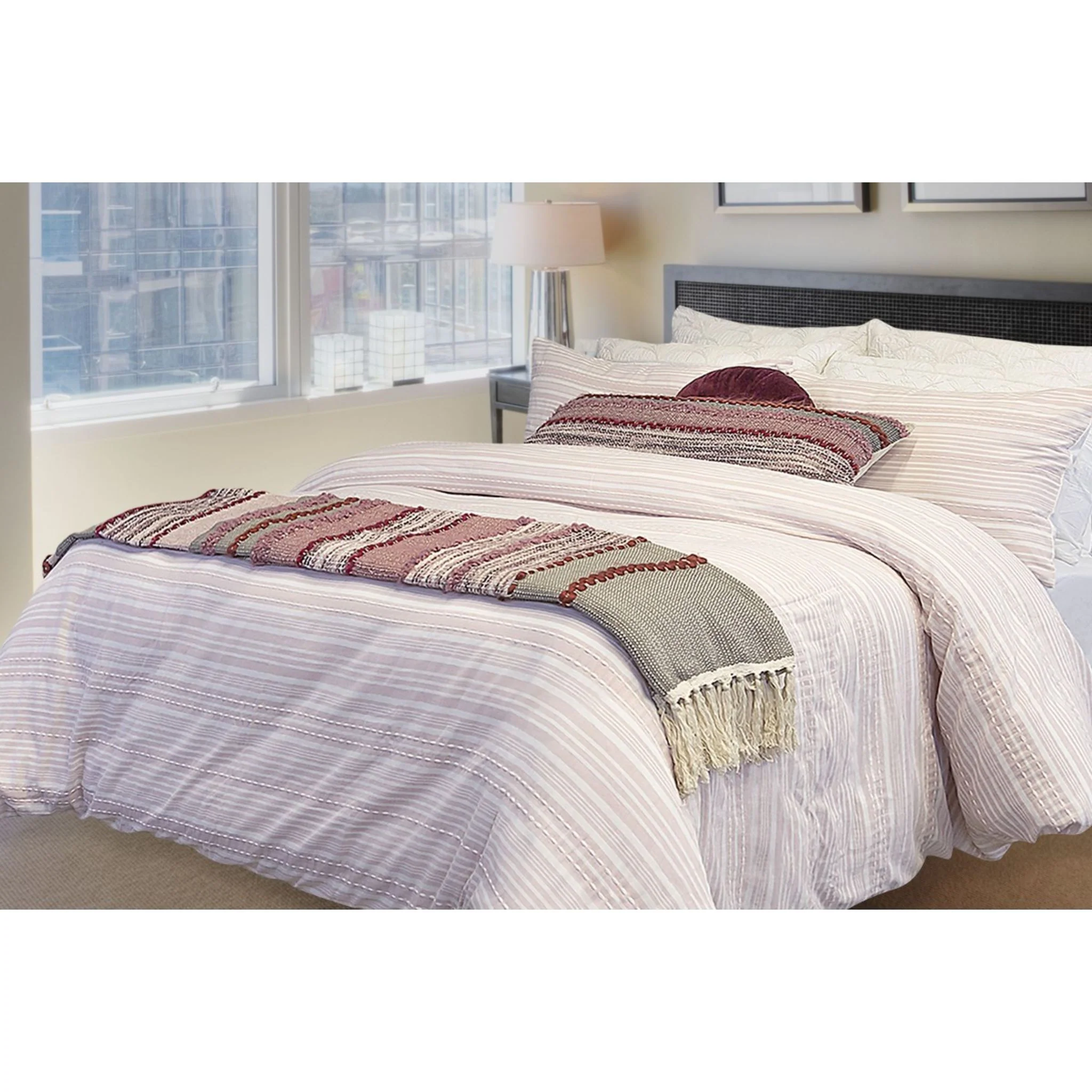Yura 3 Piece Duvet Set - Image 4