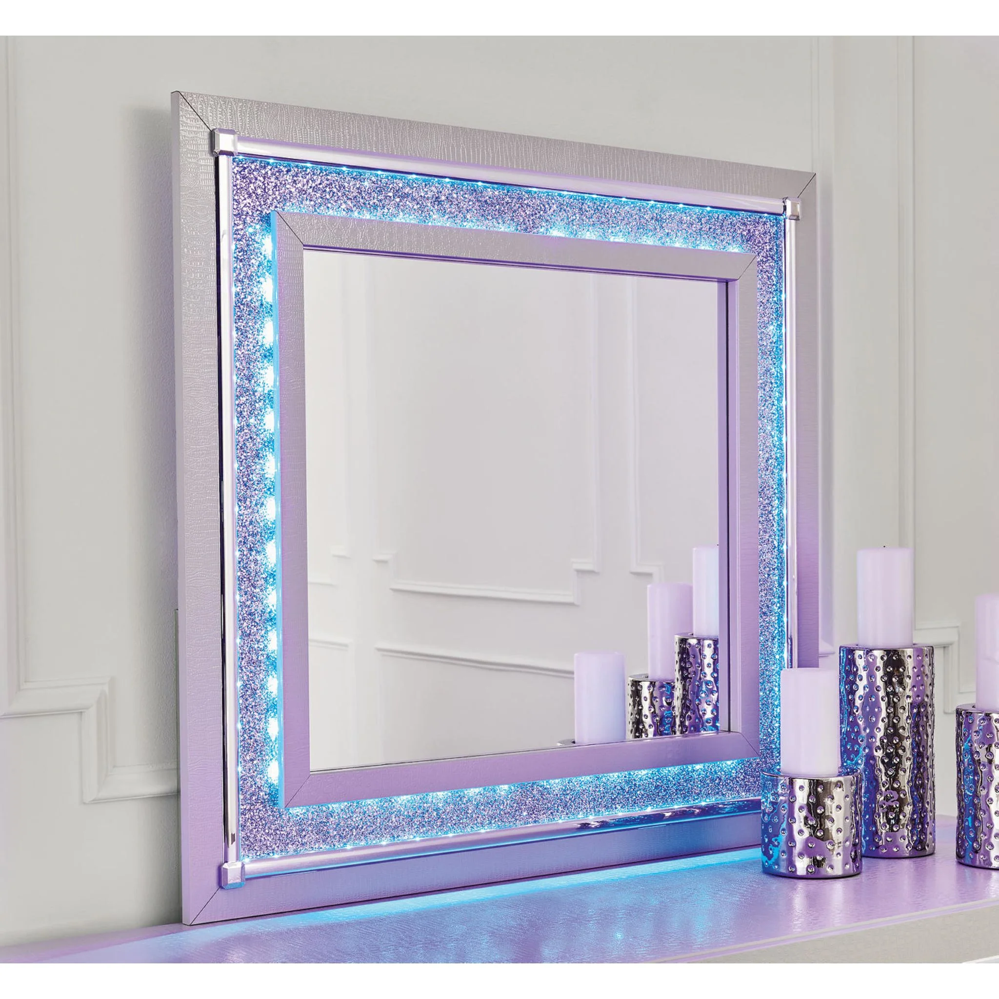 Zyniden Dresser and Mirror - Silver - Image 4